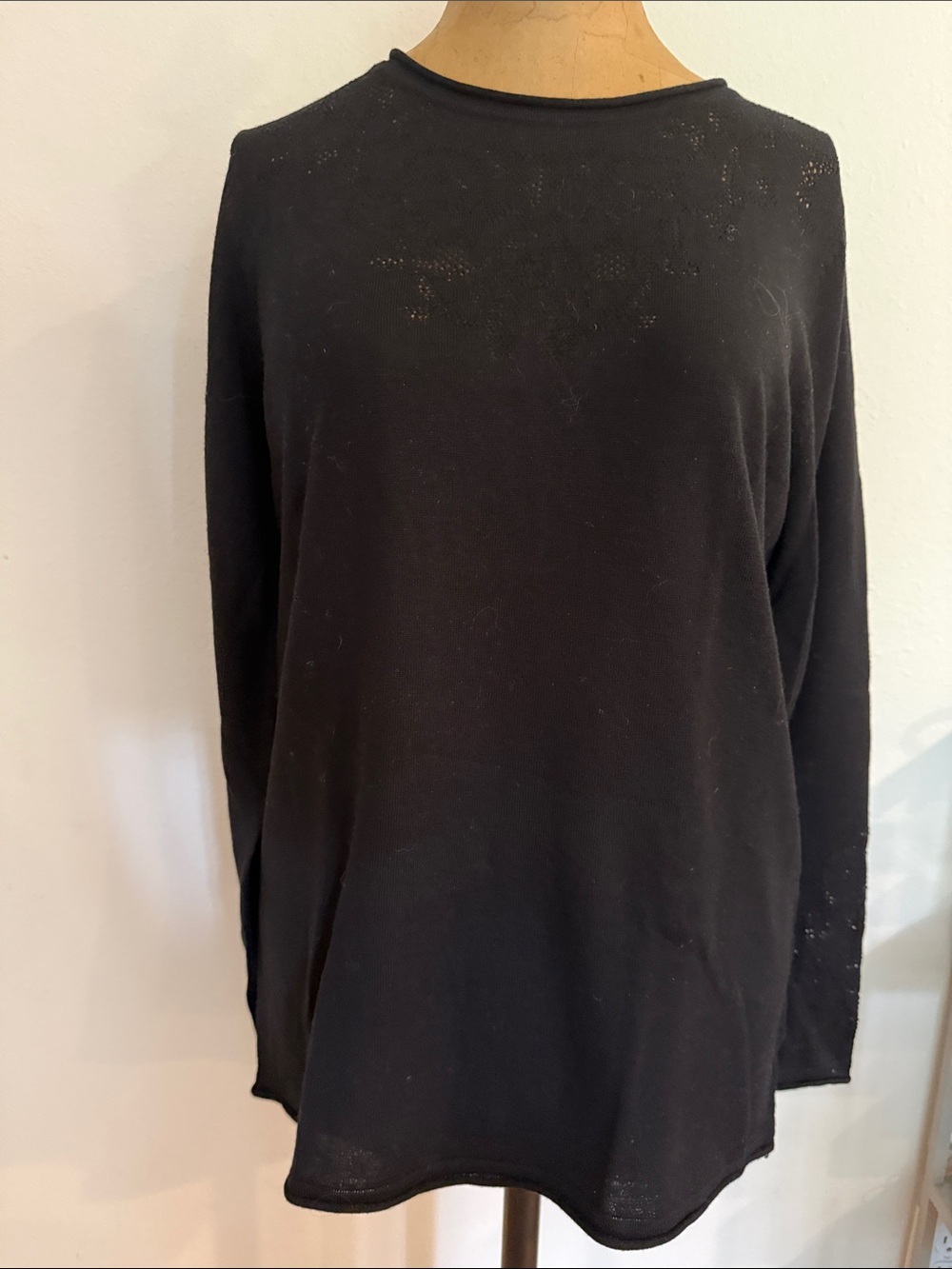 Pendleton sz M NWT Black Merino wool Crewneck Sweater - Classic Lightweight Knit